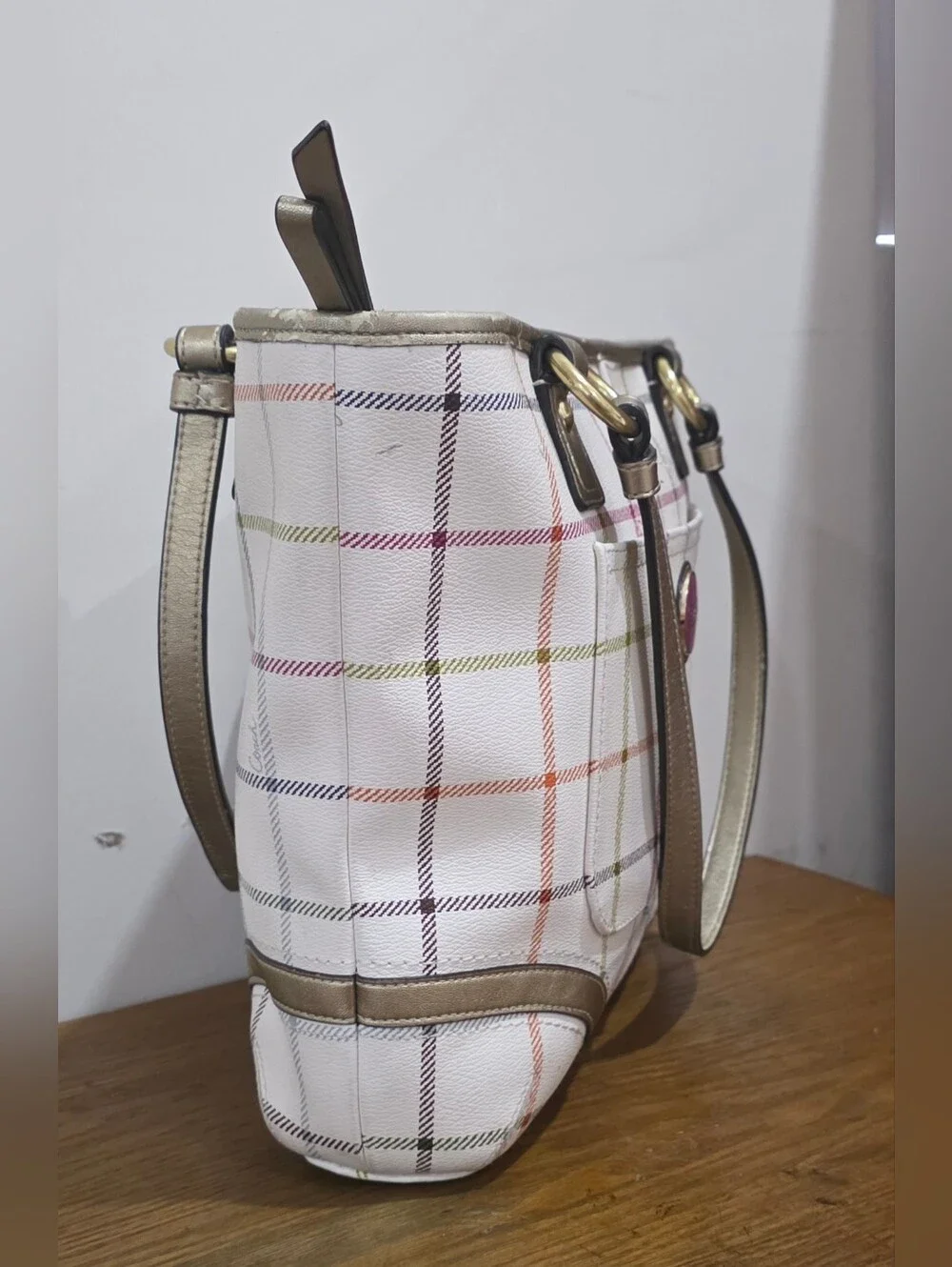 Coach signature coated